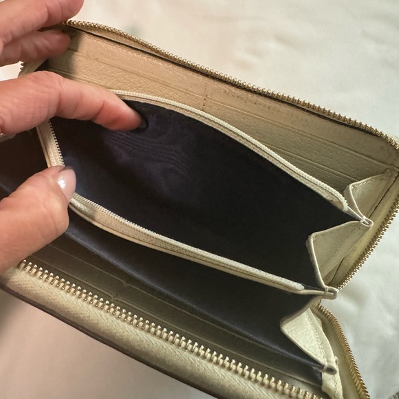 Gucci wallet - Picture 8 of 13